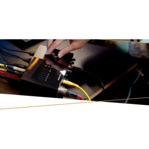 img-ce-seamless-crop-left-komplete-audio-6-product-page-10-get-connected-2eaca826583e0c7f1a67d3f9659e815c-d@2x-1000x1000w.jpg Interfaz de audio KOMPLETE AUDIO 6 NATIVE INSTRUMENT