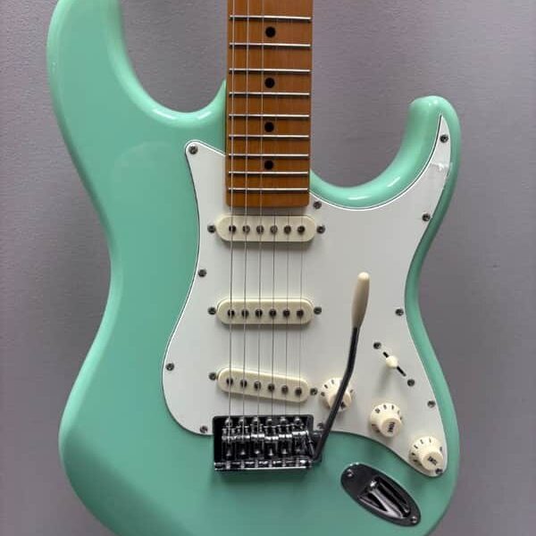 mmt-tg-530-sg-l-wh Guitarra Eléctrica Tagima TG-530 Surf Green